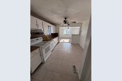 20 Buckminster St, Framingham, MA 01702 - Photo 14