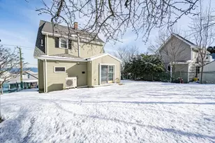 203 Endicott Ave, Revere, MA 02151 - Photo 32