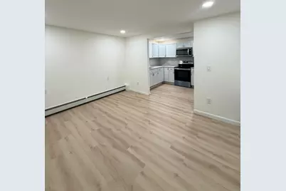 29 Bennett #1, Wakefield, MA 01880 - Photo 2