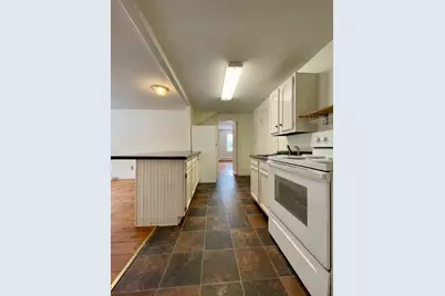 531 Summer St #Apt 2, Barre, MA 01005 - Photo 4