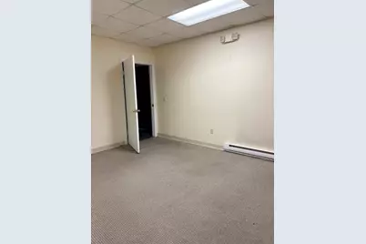 21-35 Agnes, East Providence, RI 02914 - Photo 20