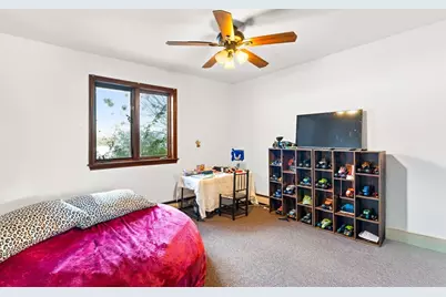 27 West St, Montague, MA 01351 - Photo 8