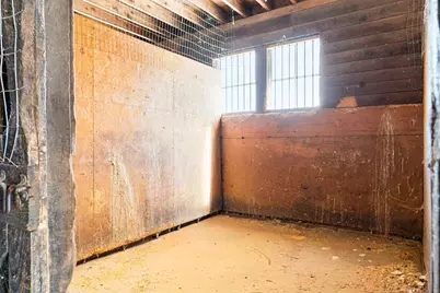 27 West St, Montague, MA 01351 - Photo 32