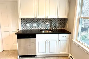 11 Varney St, Salem, MA 01970 - Photo 2