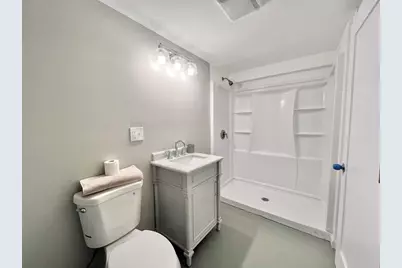 396 Highland Ave, Fitchburg, MA 01420 - Photo 20