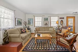 54 Columbian, Oak Bluffs, MA 02557 - Photo 2