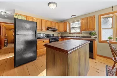 54 Columbian, Oak Bluffs, MA 02557 - Photo 6