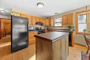 54 Columbian, Oak Bluffs, MA 02557 - Photo 6