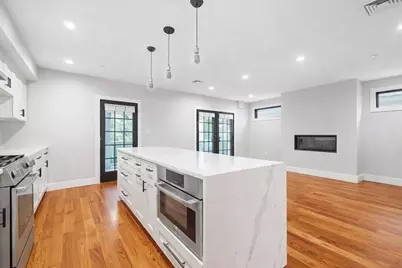 113-115 Falcon St #113-3, Boston, MA 02128 - Photo 4