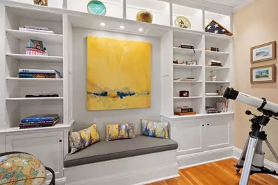 195 Winthrop Rd #1, Brookline, MA 02445 - Photo 4