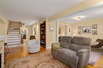 195 Winthrop Rd #1, Brookline, MA 02445 - Photo 16