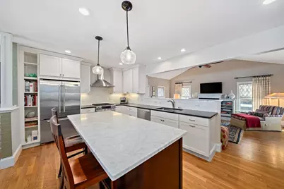 66 Hutchinson Rd, Arlington, MA 02474 - Photo 6