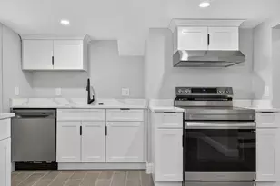 111 Sharon St, Medford, MA 02155 - Photo 18