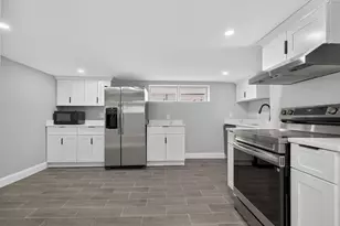 111 Sharon St, Medford, MA 02155 - Photo 16