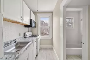 1441 Pleasant St, New Bedford, MA 02740 - Photo 6