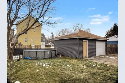 45-47 Shawmut St, Fall River, MA 02720 - Photo 8