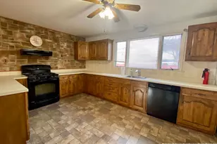 20 Webster St, Somerville, MA 02145 - Photo 2