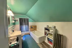 93 Maple St, Greenfield, MA 01301 - Photo 20