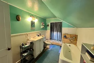 93 Maple St, Greenfield, MA 01301 - Photo 22