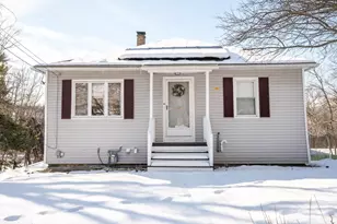 26 Birch Ave, Haverhill, MA 01832 - Photo 2