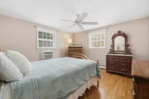 276 Pond St, Franklin, MA 02038 - Photo 18