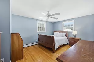 276 Pond St, Franklin, MA 02038 - Photo 24