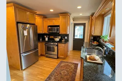 129 Hillside Rd. #1, Watertown, MA 02472 - Photo 4