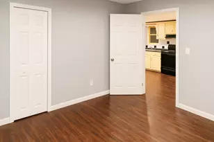 315 R Weir St, Taunton, MA 02780 - Photo 4