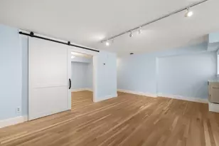 242 Beacon St, Boston, MA 02116 - Photo 12