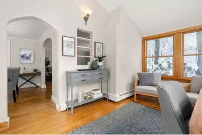 70 Craftsland Rd, Brookline, MA 02467 - Photo 8