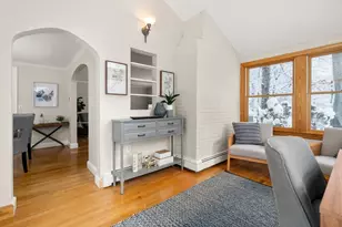 70 Craftsland Rd, Brookline, MA 02467 - Photo 8