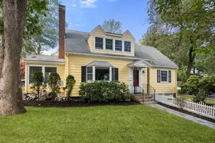 70 Craftsland Rd, Brookline, MA 02467 - Photo 2
