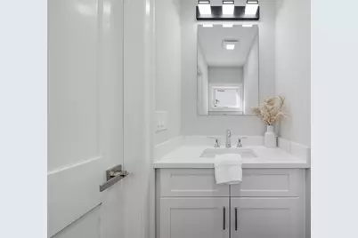 179 Lake St, Waltham, MA 02451 - Photo 26