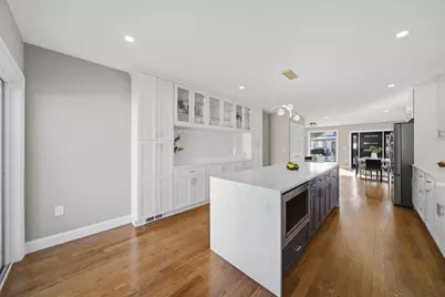 179 Lake St, Waltham, MA 02451 - Photo 4