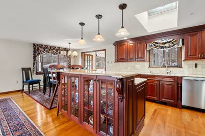 84 Crosby Rd, Marlborough, MA 01752 - Photo 2