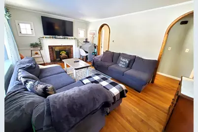 5 Elm St, Plympton, MA 02367 - Photo 4