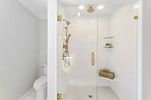 16 Starling St, Boston, MA 02132 - Photo 16