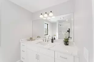 16 Starling St, Boston, MA 02132 - Photo 8