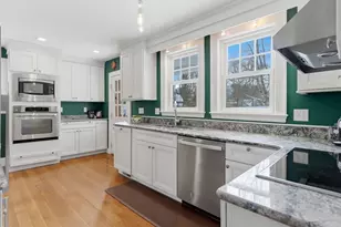 24 Blake Rd, Brookline, MA 02445 - Photo 10