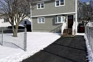 254-256 Pleasant St, Lowell, MA 01852 - Photo 1