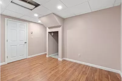 70 Walnut St, Quincy, MA 02171 - Photo 26