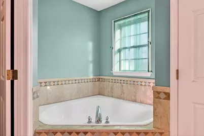 70 Walnut St, Quincy, MA 02171 - Photo 18