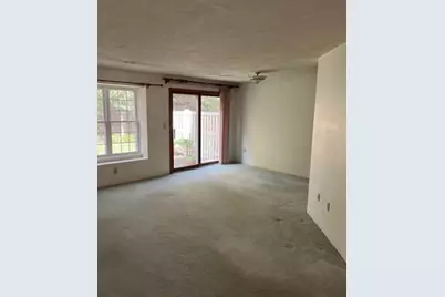 920 Ridgefield Cir #C, Clinton, MA 01510 - Photo 4