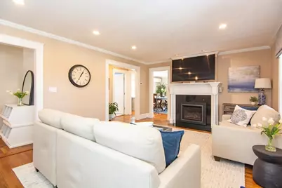 1289 Walnut St, Newton, MA 02461 - Photo 12