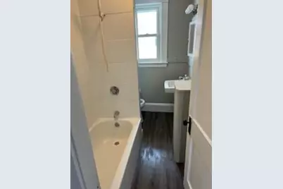 311 Essex St, Saugus, MA 01906 - Photo 4