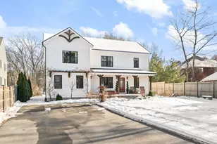 27 Park St, North Reading, MA 01864 - Photo 2