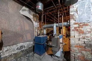 111 Hillman St, New Bedford, MA 02740 - Photo 16