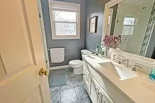 21 Hamlet St, Newton, MA 02459 - Photo 2
