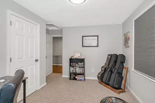 225 Long Pond Dr, Dracut, MA 01826 - Photo 24