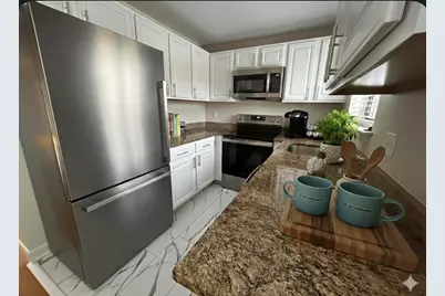 94 B Charles River Rd. #B, Waltham, MA 02453 - Photo 2